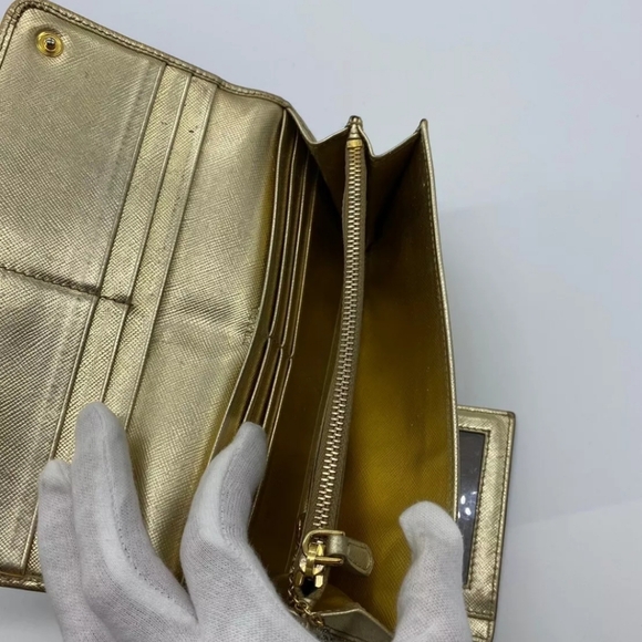 ⭐️Golden Prada - Picture 6 of 11